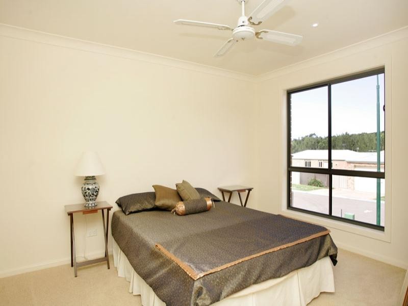 17 Dellavia Drive, Lake Munmorah NSW 2259