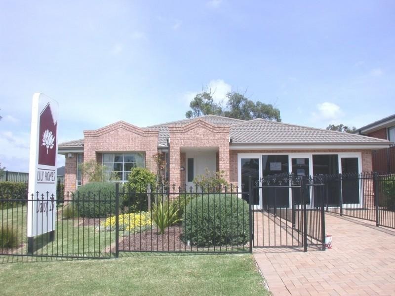 16 Stan Johnson Drive, Hamlyn Terrace NSW 2259