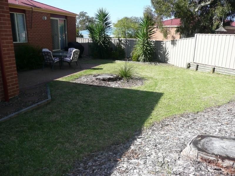 4 Pulaski Court, Lake Munmorah NSW 2259