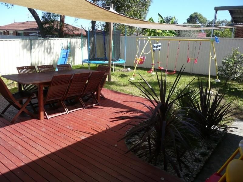 3 Melia Lane, San Remo NSW 2262