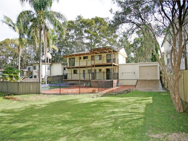 37 Donald Avenue, Kanwal NSW 2259