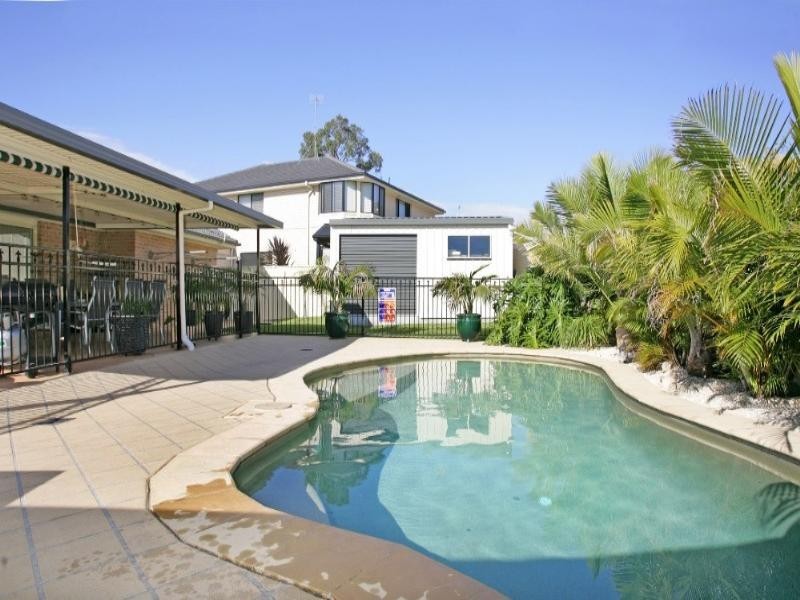 80 Mountain View Drive, Woongarrah NSW 2259