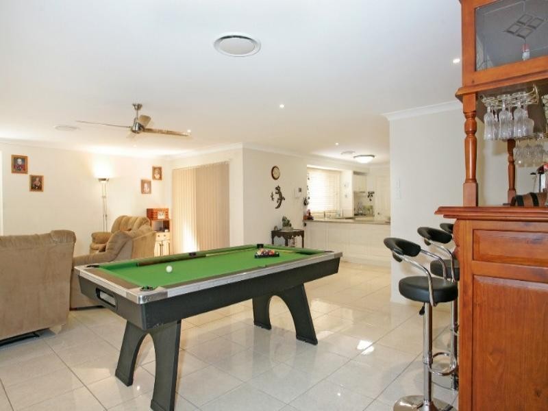 80 Mountain View Drive, Woongarrah NSW 2259