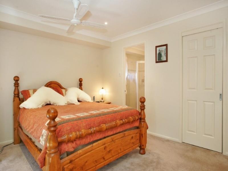 80 Mountain View Drive, Woongarrah NSW 2259