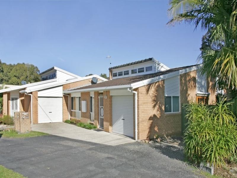 1/174 Tuggerawong Road, Wyongah NSW 2259