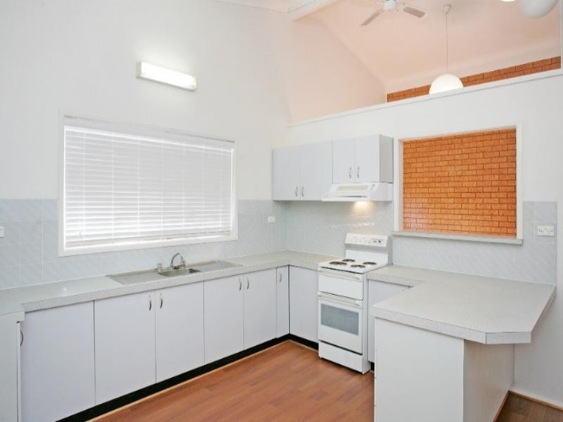 1/174 Tuggerawong Road, Wyongah NSW 2259