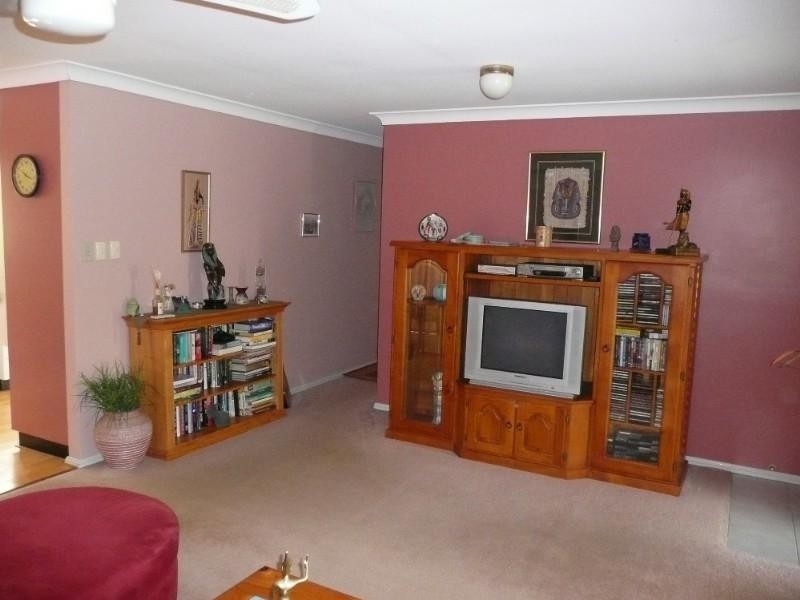 9 Restlea Avenue, Charmhaven NSW 2263