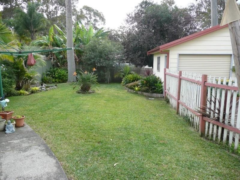 9 Restlea Avenue, Charmhaven NSW 2263