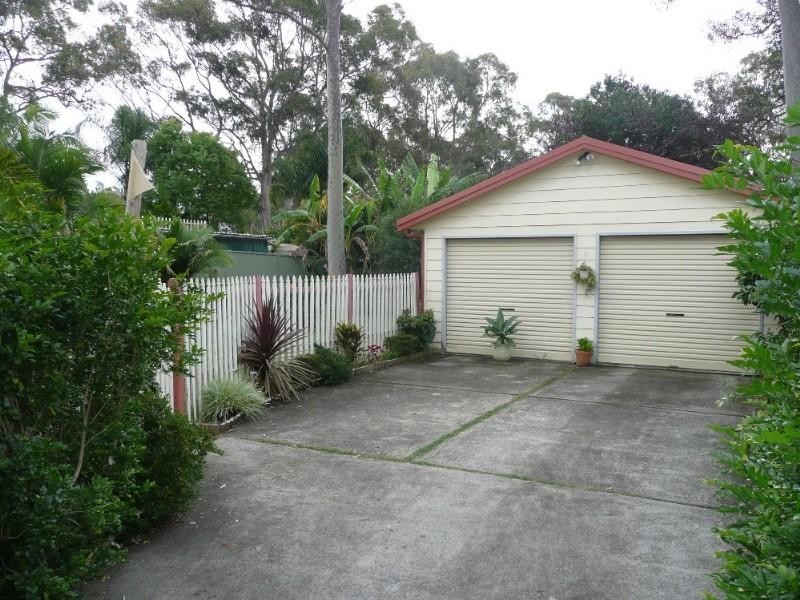 9 Restlea Avenue, Charmhaven NSW 2263