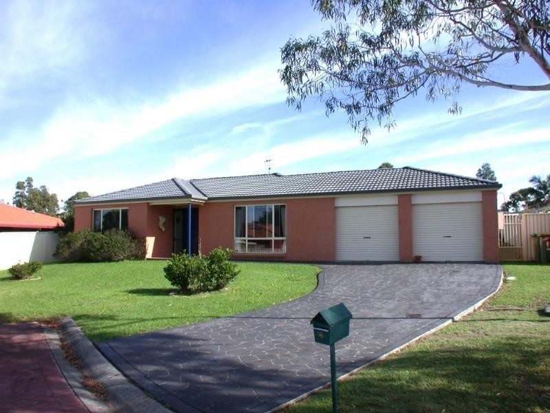 4 Spruce Close, Hamlyn Terrace NSW 2259