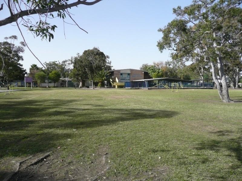 25 Goobarabah Avenue, Lake Haven NSW 2263