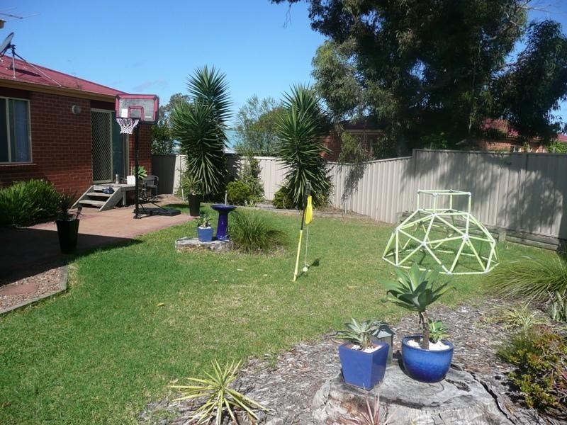 4 Pulaski Court, Lake Munmorah NSW 2259