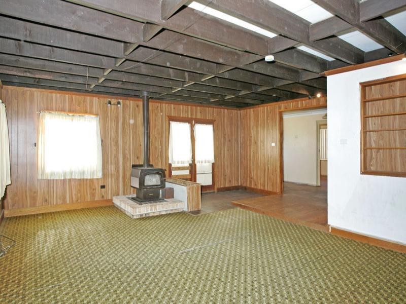 28 Clucas Avenue, Gorokan NSW 2263