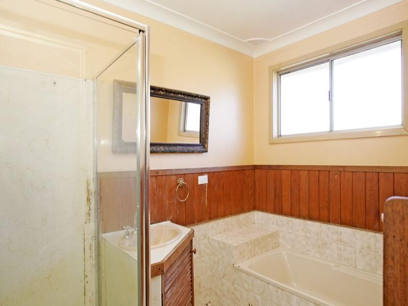 28 Clucas Avenue, Gorokan NSW 2263