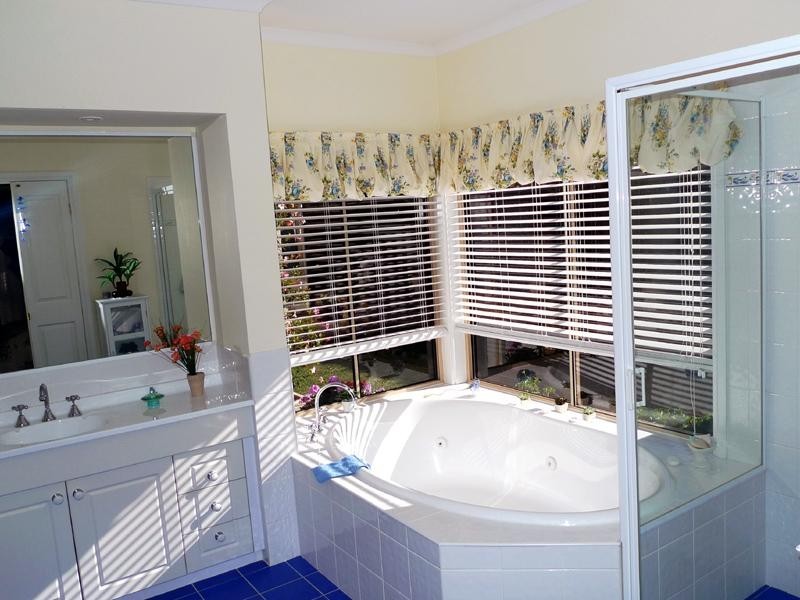 21 Piper Drive, Hamlyn Terrace NSW 2259