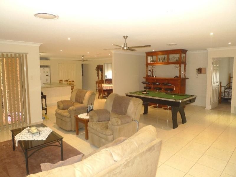 80 Mountain View Drive, Woongarrah NSW 2259