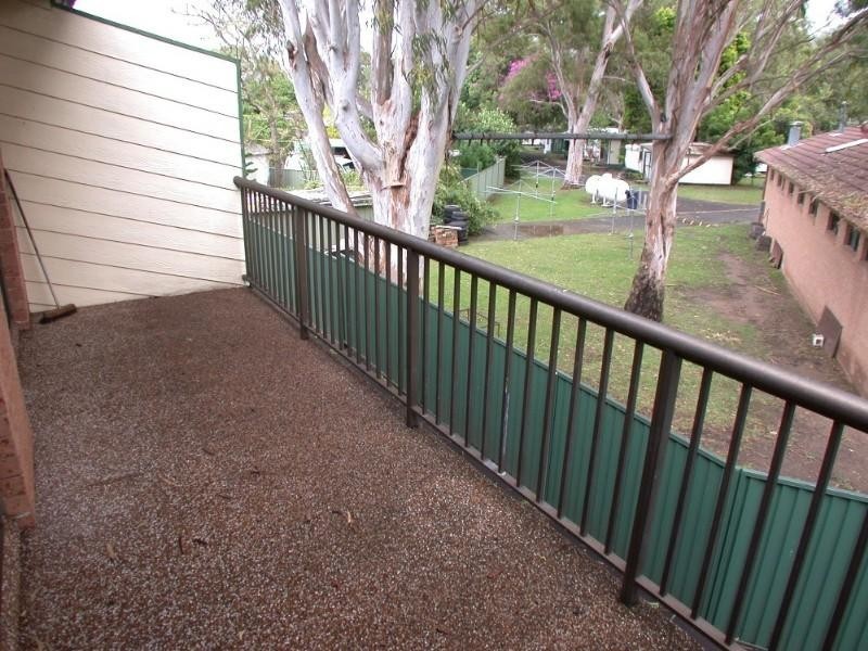 11/2 Cadonia Road, Tuggerawong NSW 2259