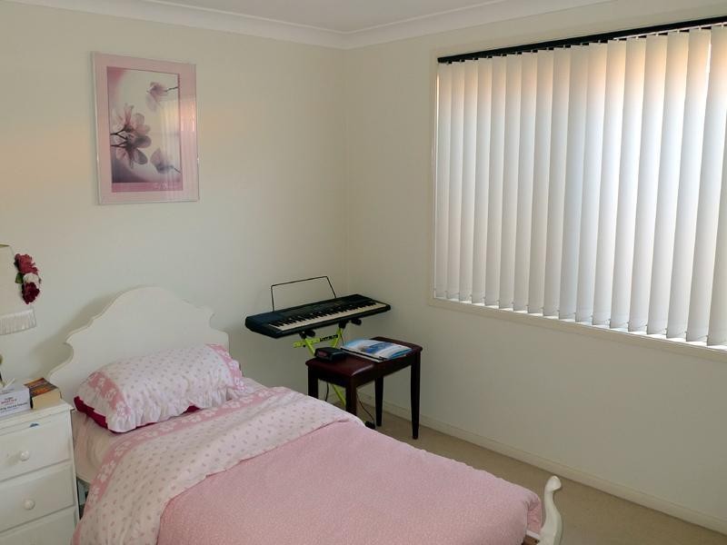 26 Settlement Drive, Wadalba NSW 2259
