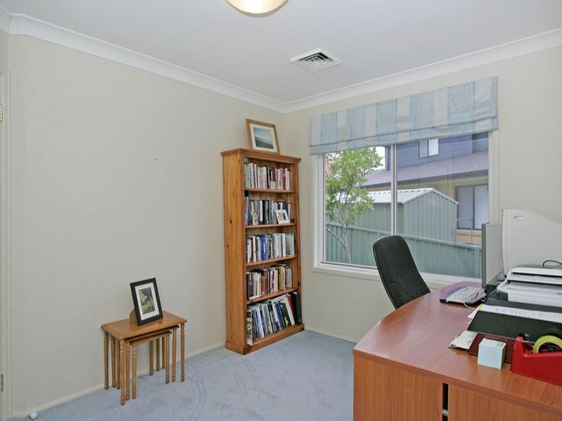 37 Kintyre Close, Hamlyn Terrace NSW 2259