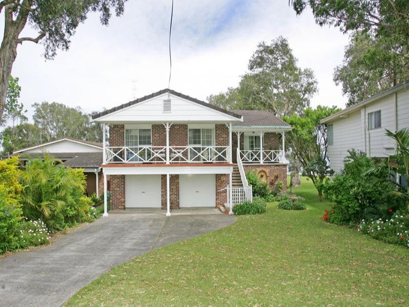 76 Leonard Avenue, Toukley NSW 2263