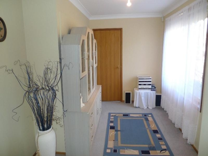 14 Elizabeth Bay Drive, Lake Munmorah NSW 2259