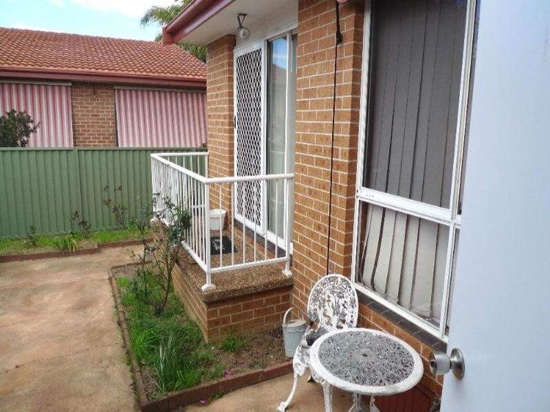 7/1 Dan Close, Gorokan NSW 2263