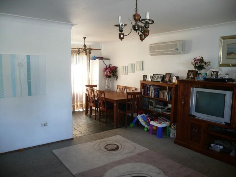 83 Ocean View Road, Gorokan NSW 2263