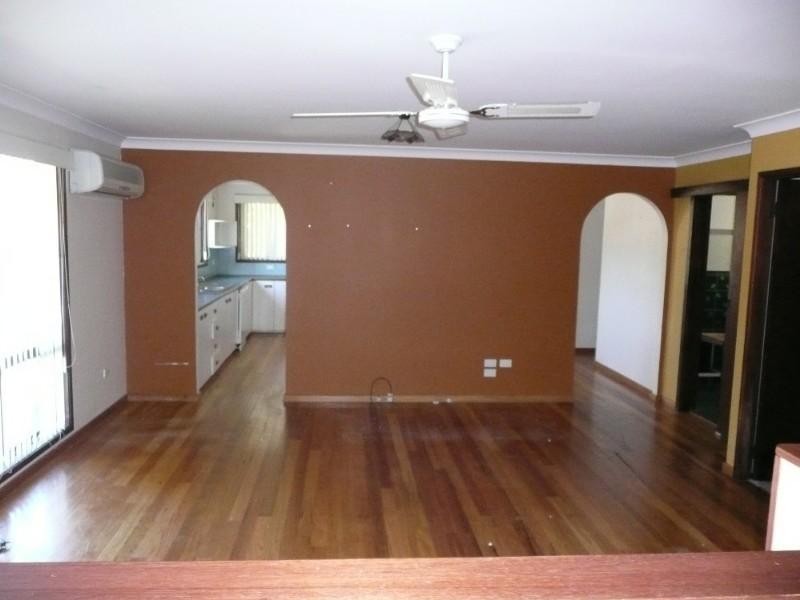 16 Rosemount Avenue, Lake Munmorah NSW 2259