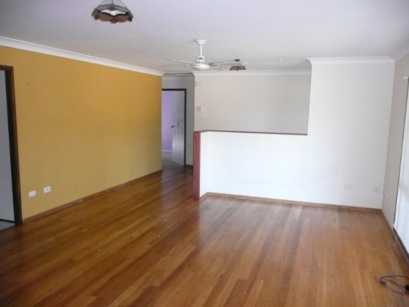 16 Rosemount Avenue, Lake Munmorah NSW 2259