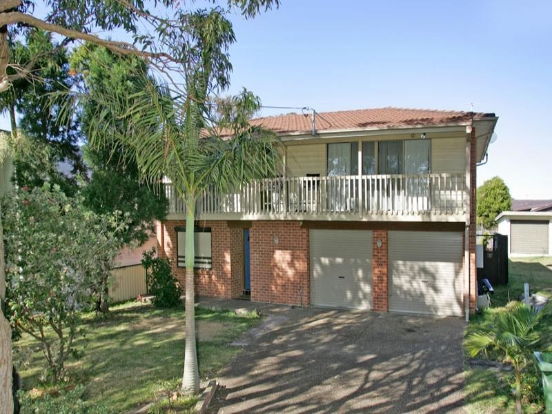 8 Suffolk Street, Gorokan NSW 2263