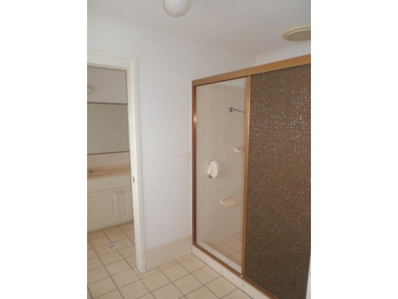 104 Gorokan Drive, Lake Haven NSW 2263