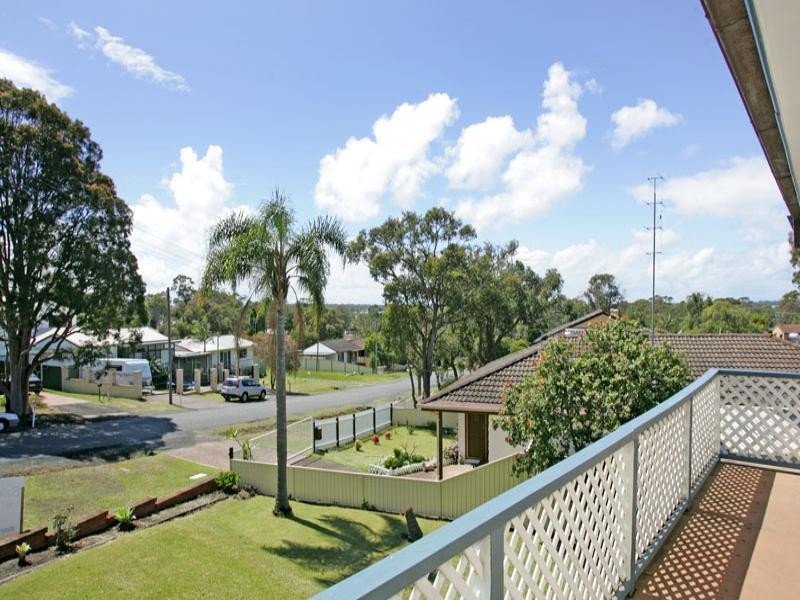 50 Carinya Street, Charmhaven NSW 2263