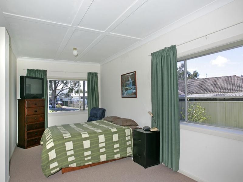 50 Carinya Street, Charmhaven NSW 2263