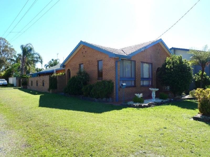 52 Seventh Avenue, Toukley NSW 2263