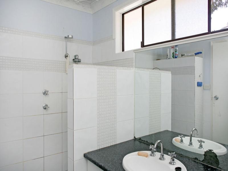 145 Wallarah Road, Gorokan NSW 2263