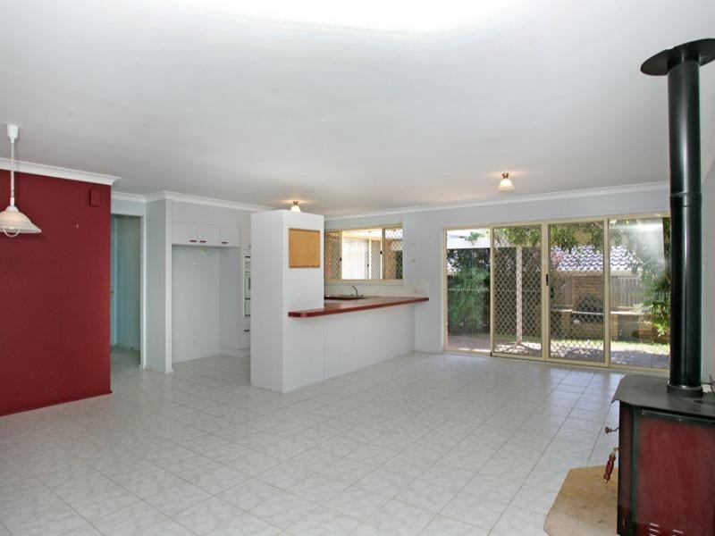 16 Keswick Drive, Lake Haven NSW 2263