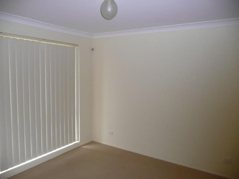 6 Crestleigh Close, Woongarrah NSW 2259