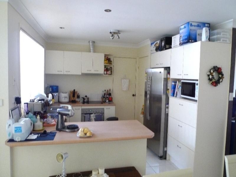 27 Nagle Crescent, Blue Haven NSW 2262