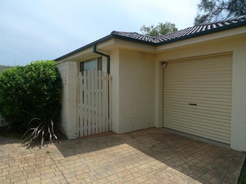 1/28 Manuka Parade, Gorokan NSW 2263