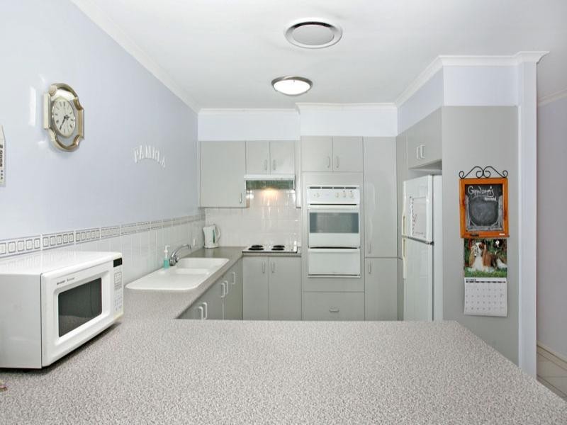 2/9 Woodside Court, Lake Haven NSW 2263