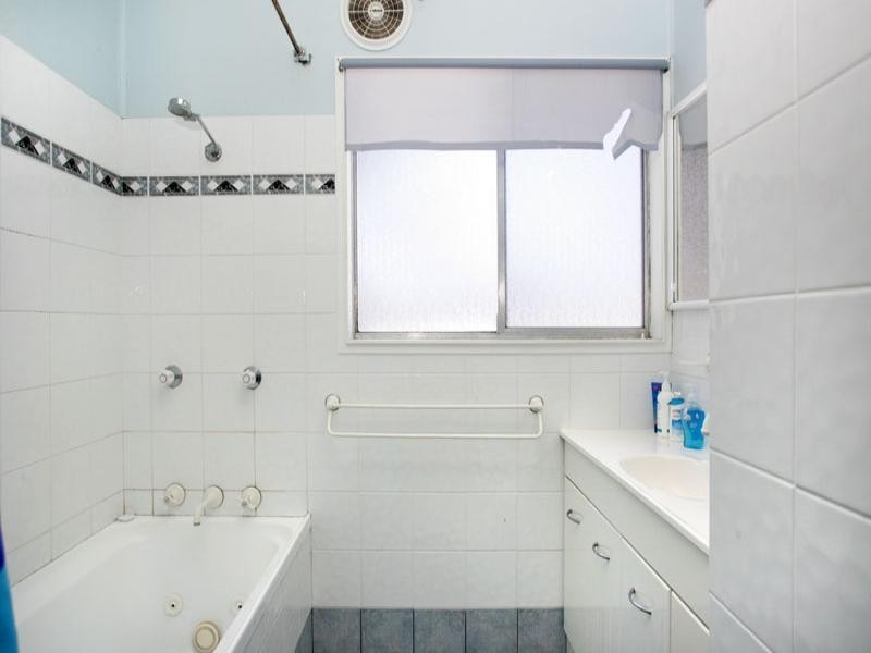 6 Ulandi Road, Gorokan NSW 2263