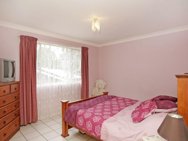 12 Chelmsford Road, Lake Haven NSW 2263