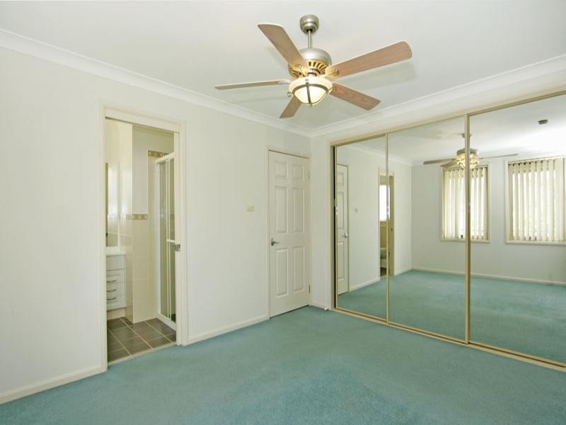 19 Settlement Drive, Wadalba NSW 2259