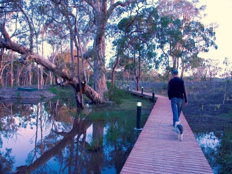 25 Woodbridge Crescent, Lake Munmorah NSW 2259
