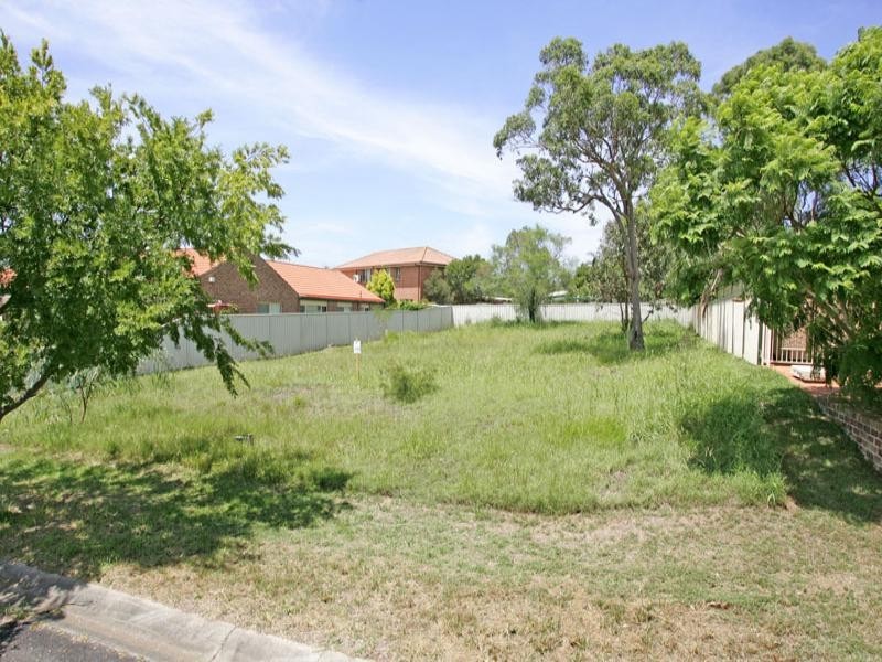 15 Bromley Court, Lake Haven NSW 2263
