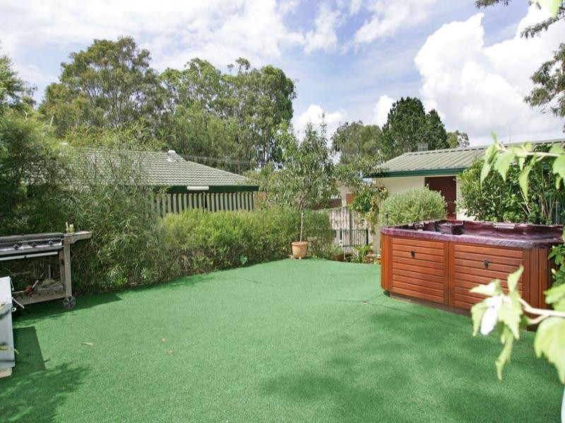12 Margot Avenue, Gorokan NSW 2263