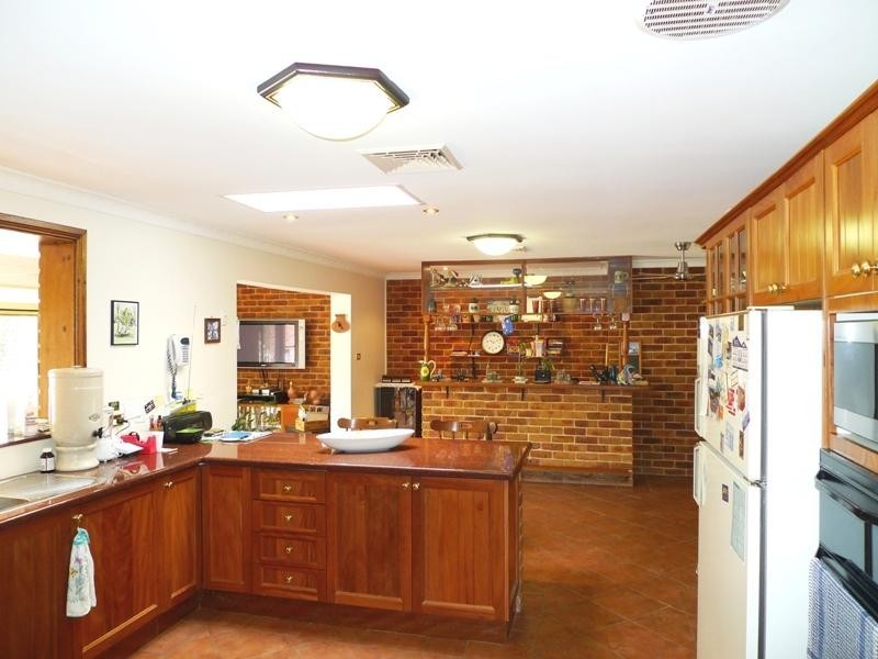 2 Ebony Drive, Hamlyn Terrace NSW 2259