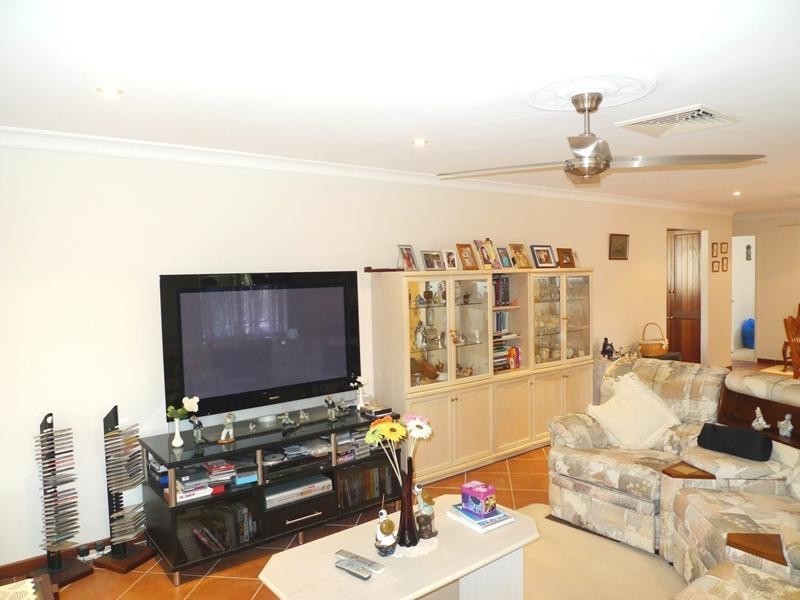 2 Ebony Drive, Hamlyn Terrace NSW 2259