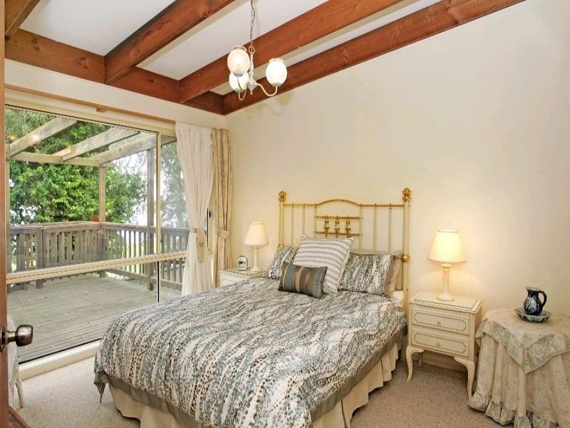 63 Sunrise Avenue, Budgewoi NSW 2262