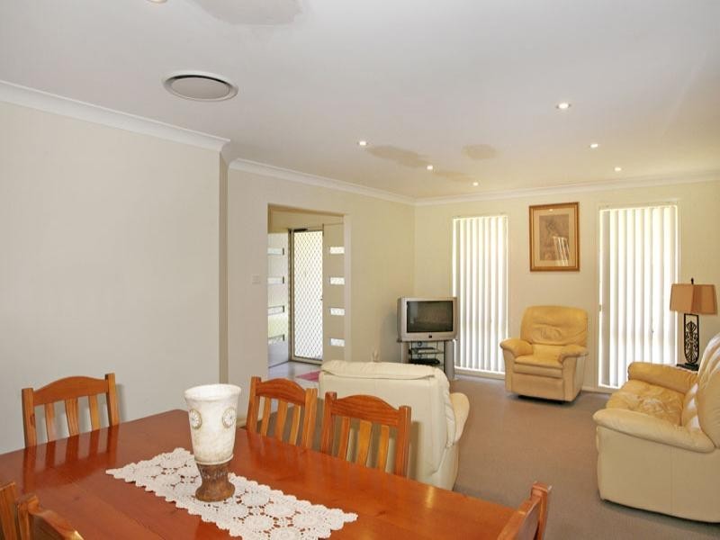 127 Orchid Way, Wadalba NSW 2259